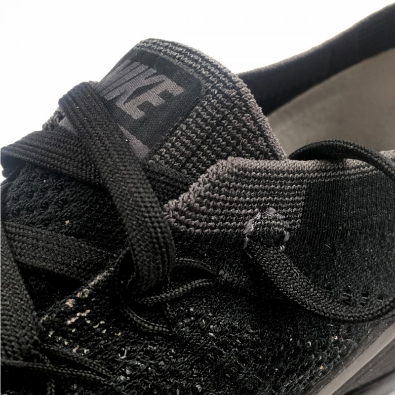 vapormax 2018 triple black